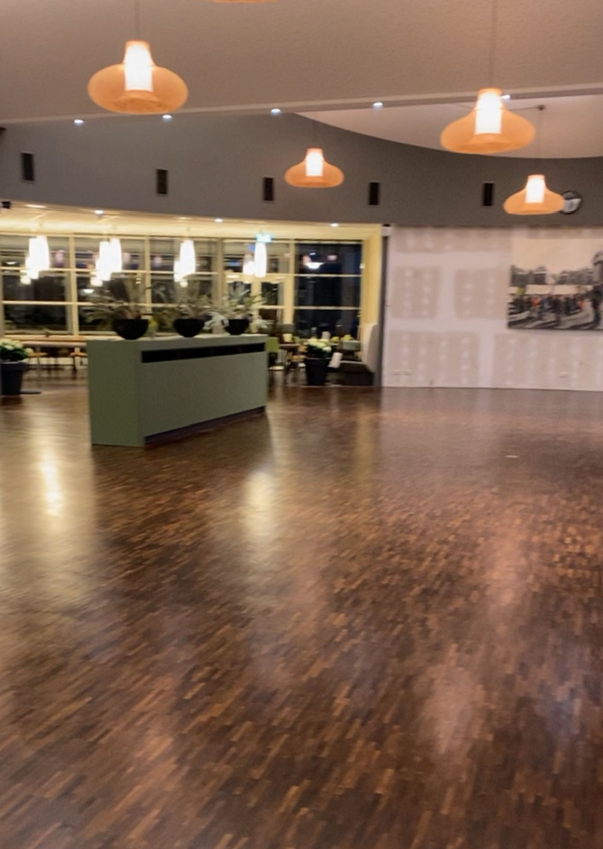 ZINN De Dilgt Haren: houten zaalvloer gerenoveerd