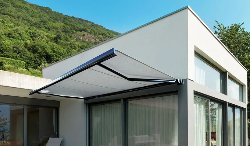 Sunshade Experts Dimo: origineel leveranciersbeeld met illustratieve kleuren.