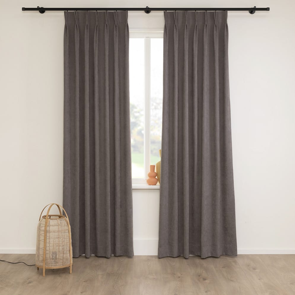 Charming – Donkertaupe – 23