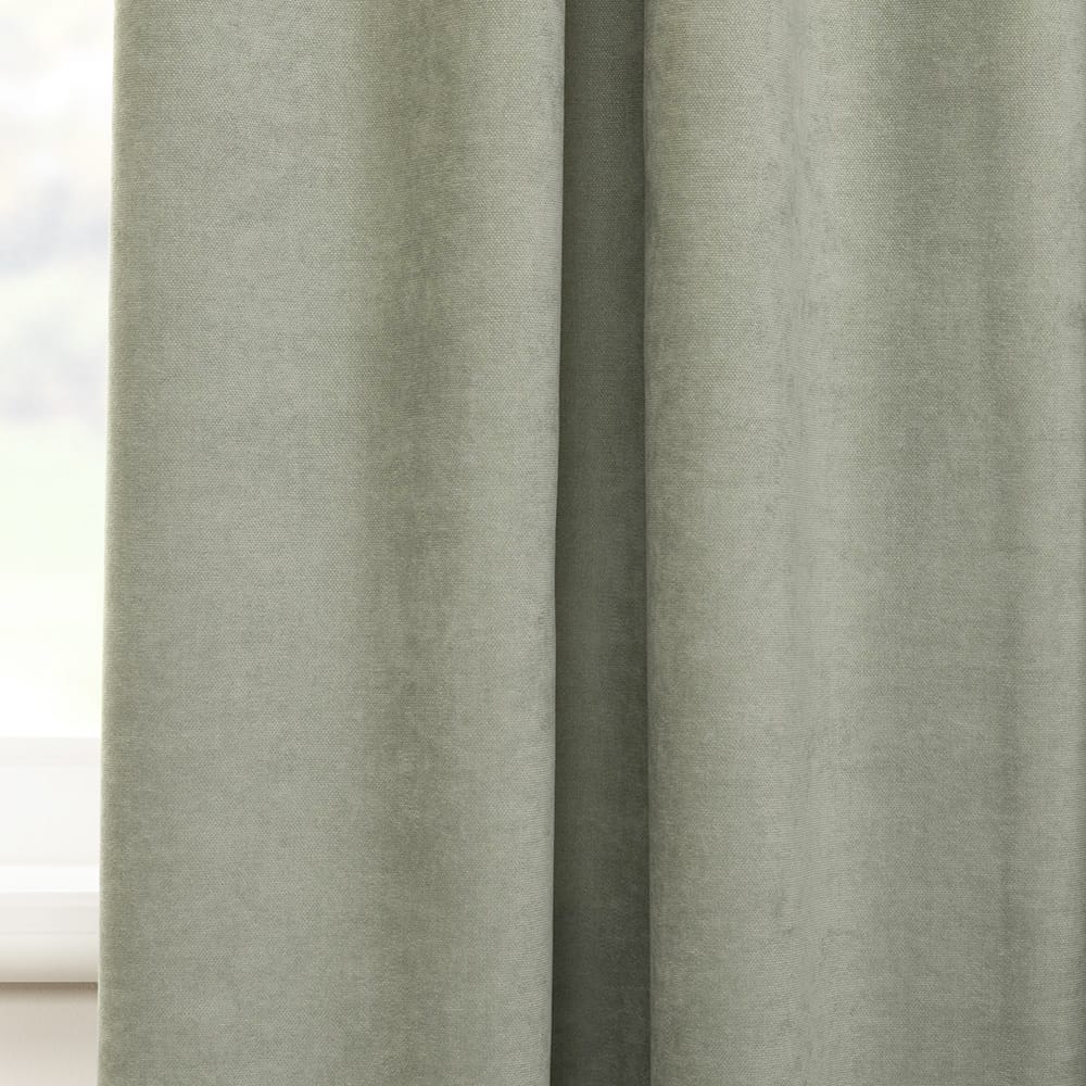 Charming – Zachtgroen – 31 — 290 cm
