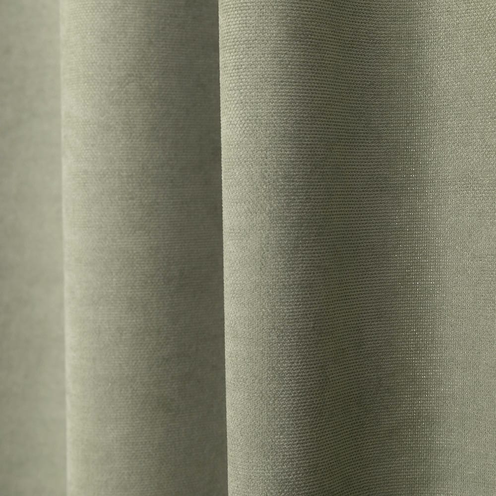 Charming – Zachtgroen – 31 — 290 cm
