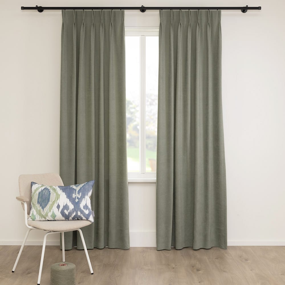 Charming – Zachtgroen – 31 — 290 cm