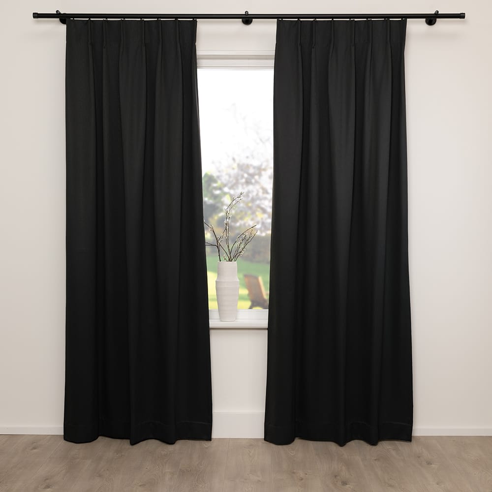 Dasher – Zwart – 10 — 150 cm
