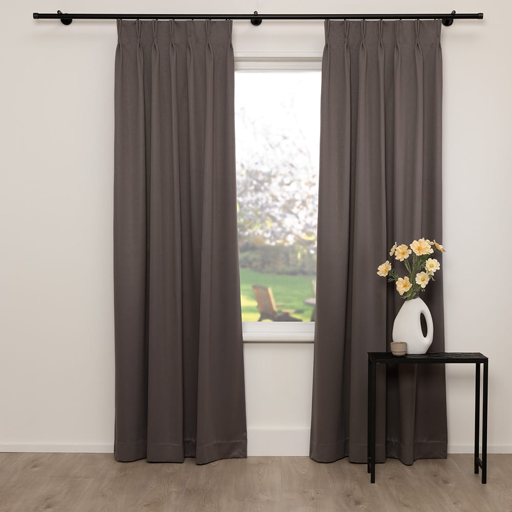 Dasher – Donker Taupe – 21 — 150 cm