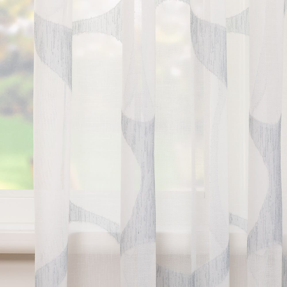 Dina – Off White met Lichtblauw – 4 — 330 cm