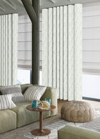 Eliny – Off White met zacht groen – 04 — 147 cm