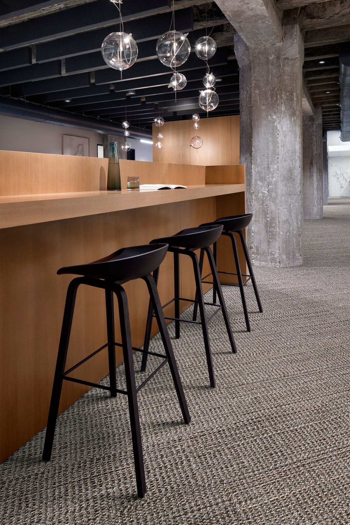 Interface E615 - Brownstone - ruimtebeeld