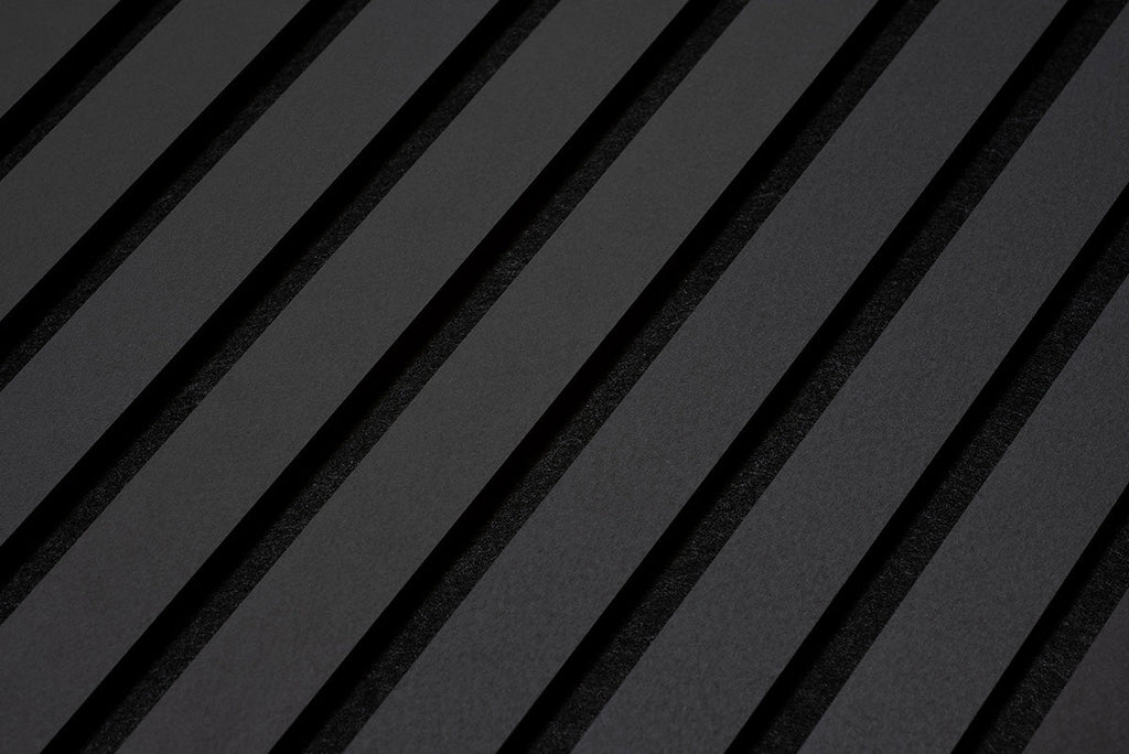 Detail van lamellen met donkere tussenruimten.