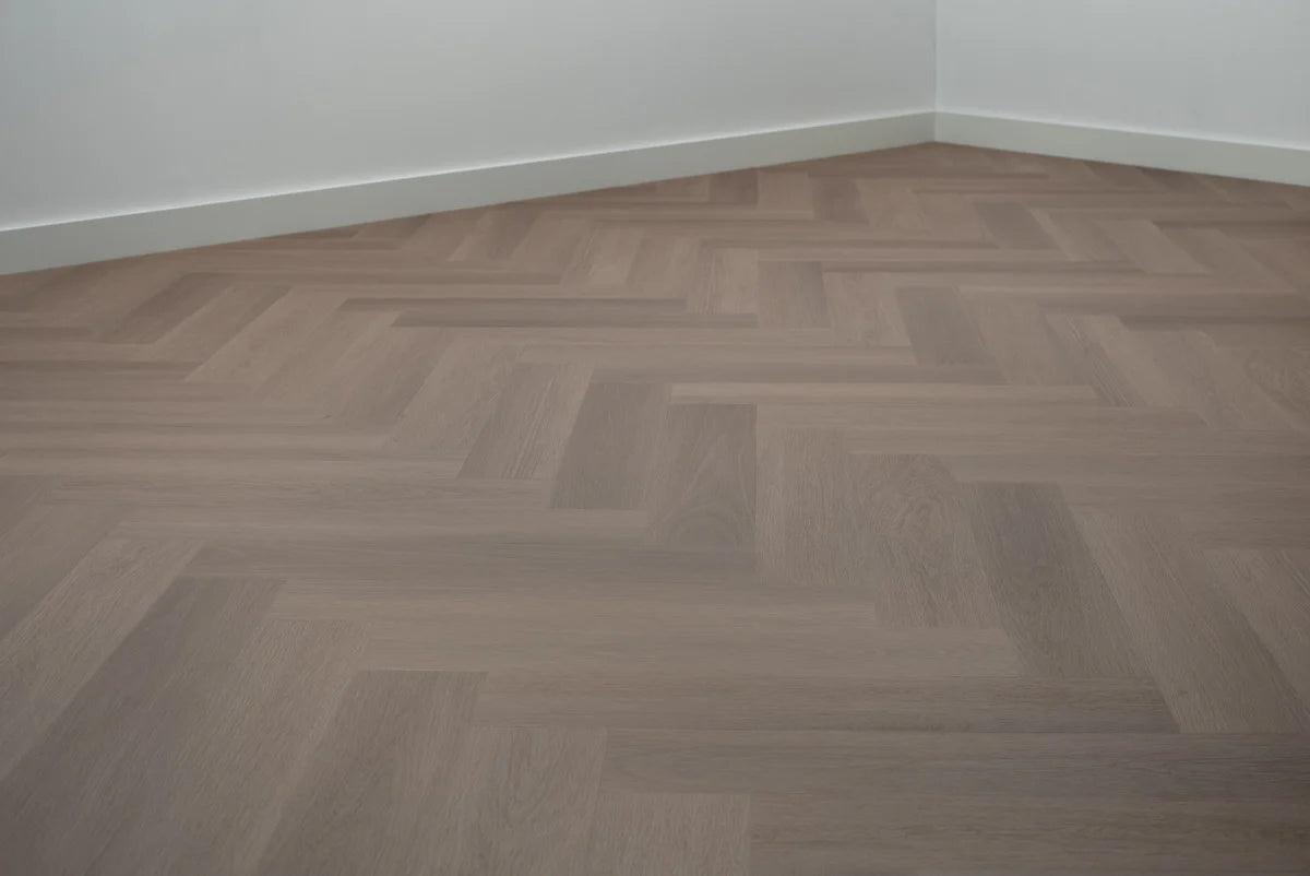 Floer Visgraat PVC – Greige Eiken