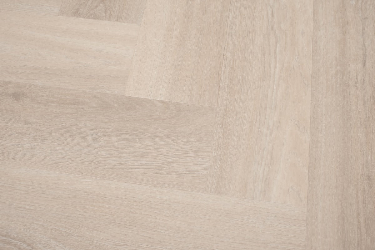 Floer Visgraat PVC – Puur Eiken