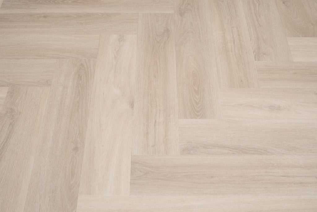 Floer Visgraat PVC – Puur Eiken