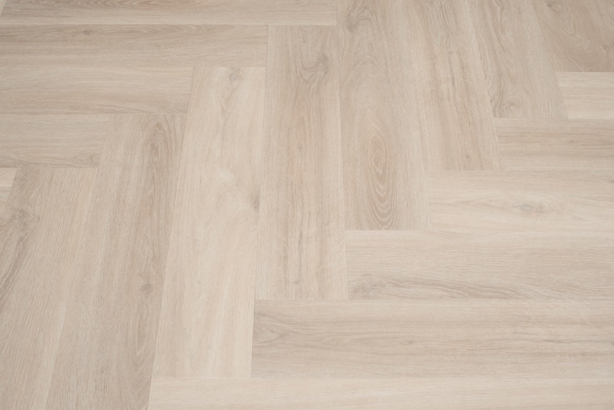 Floer Visgraat PVC – Puur Eiken