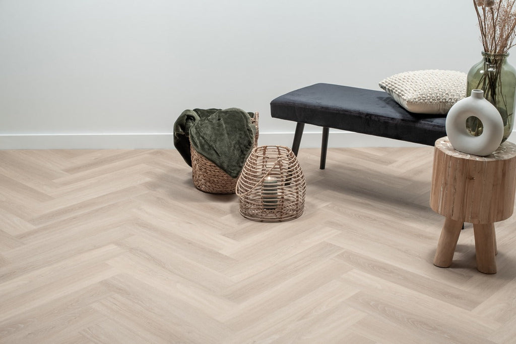 Floer Visgraat PVC – Puur Eiken