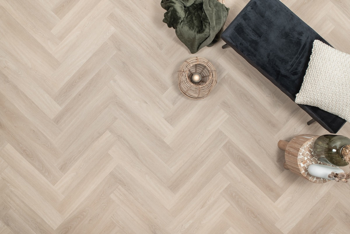 Floer Visgraat PVC – Puur Eiken
