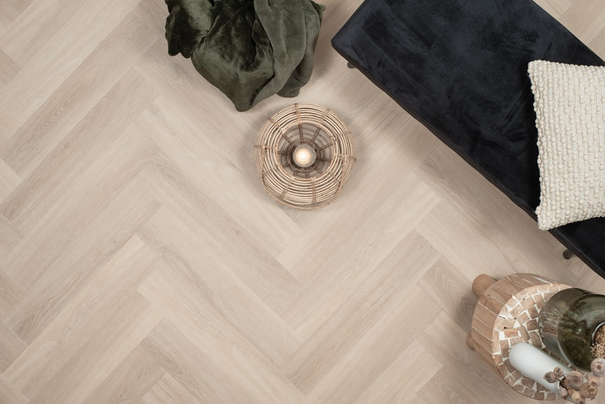 Floer Visgraat PVC – Puur Eiken