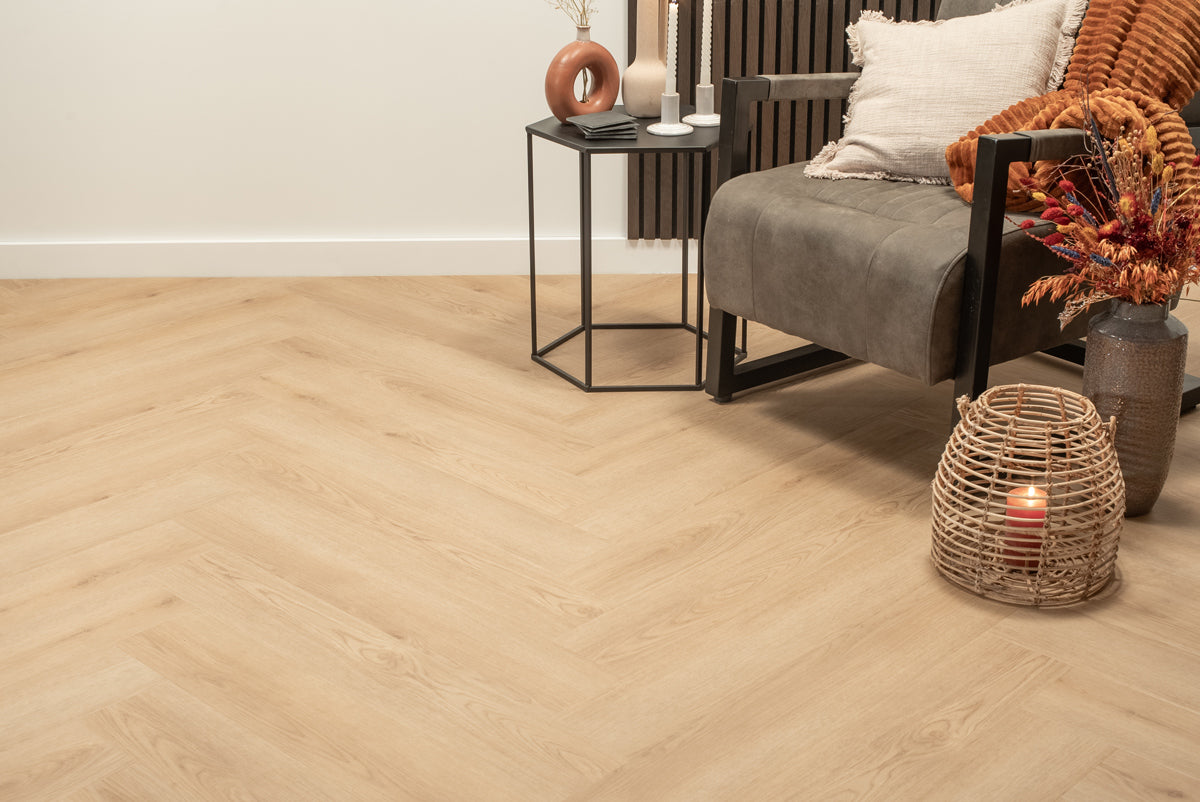 Floer Walvisgraat PVC – Bryde Bruin