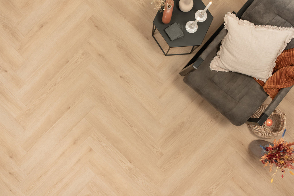 Floer Walvisgraat PVC – Bryde Bruin