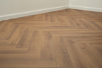 Floer Walvisgraat PVC – Narwal Nootbruin