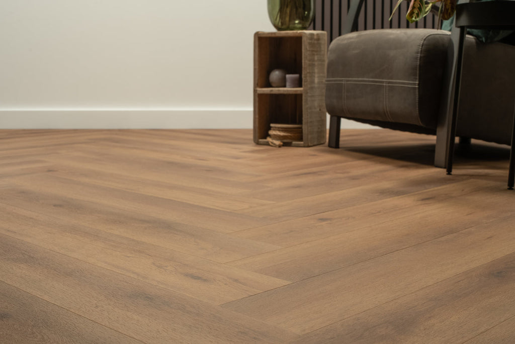 Floer Walvisgraat PVC – Narwal Nootbruin