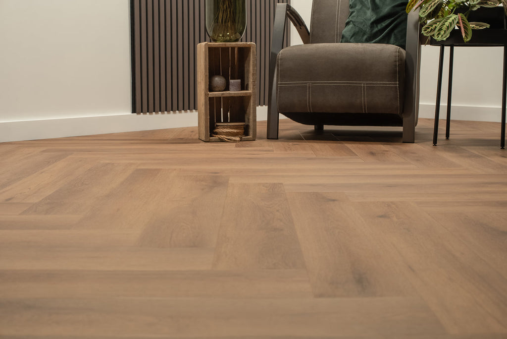 Floer Walvisgraat PVC – Narwal Nootbruin