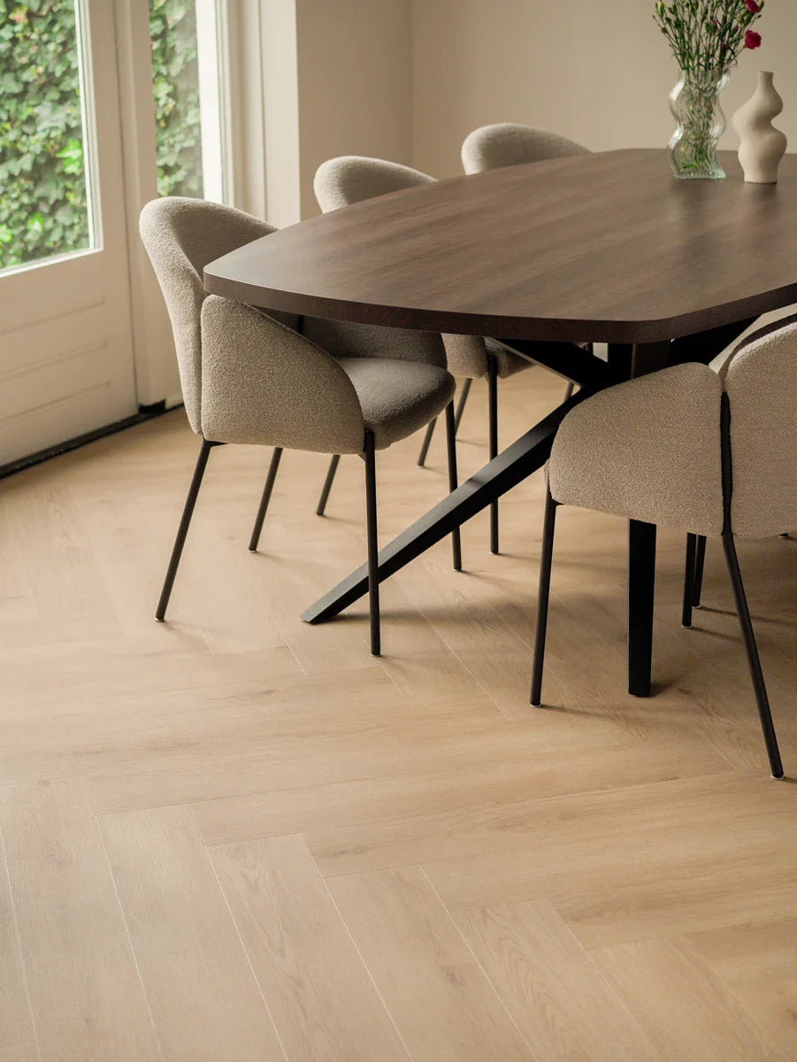 Floer Walvisgraat PVC – Bryde Bruin