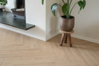 Floer Walvisgraat PVC – Gaia Grijsbeige