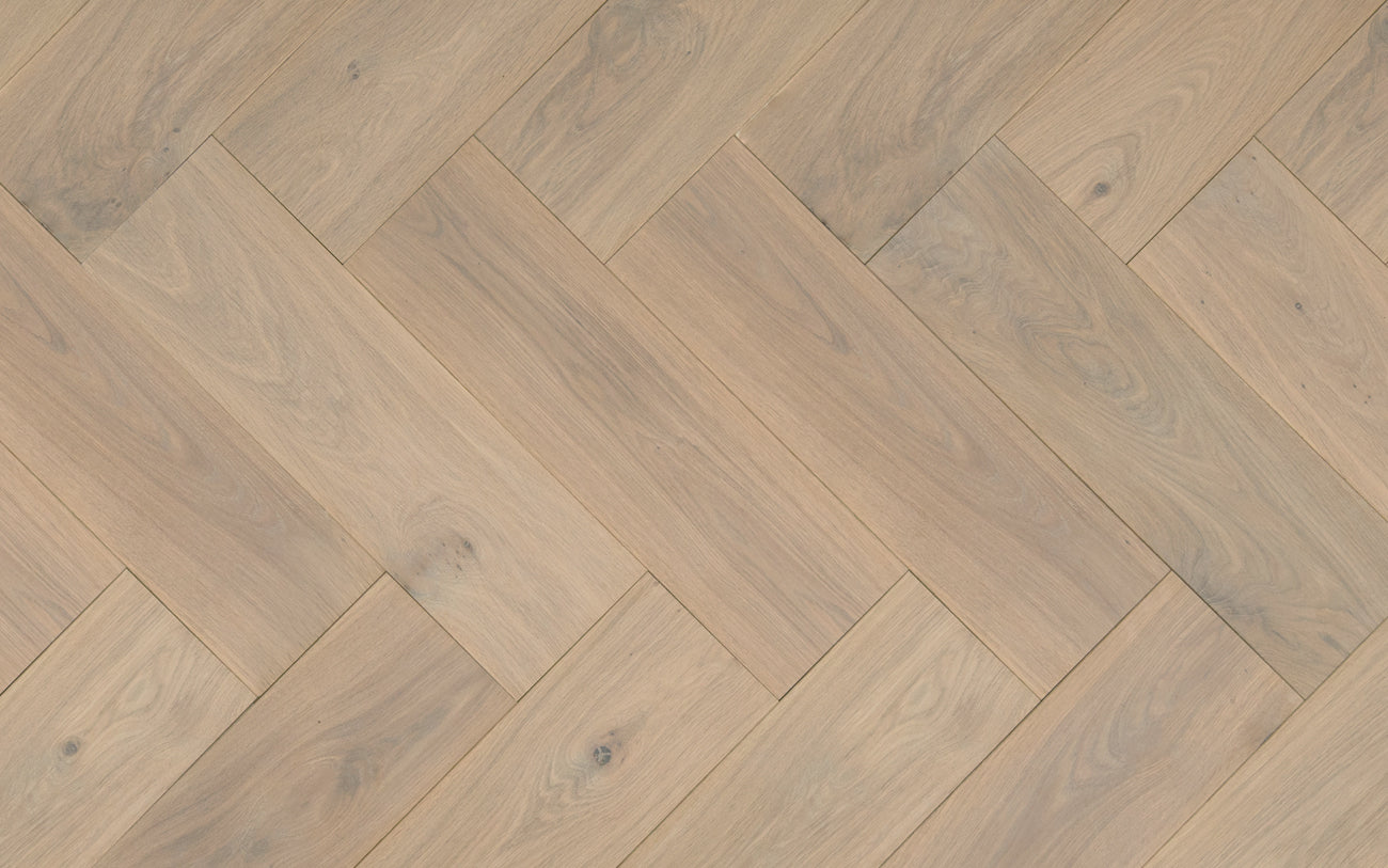 Visgraat Parket Rustiek Eiken Multiplank – Enkel Gerookt & Wit Geolied