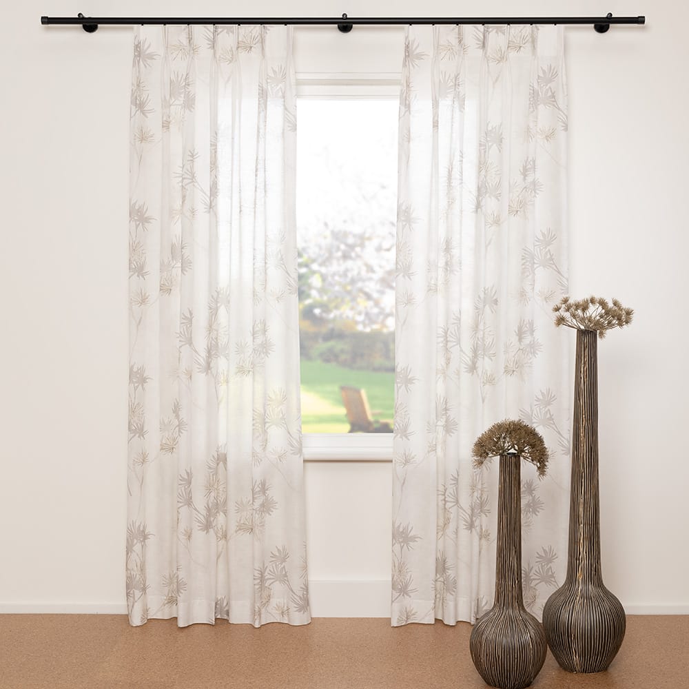 Flourish – Licht Taupe – 18 — 300 cm