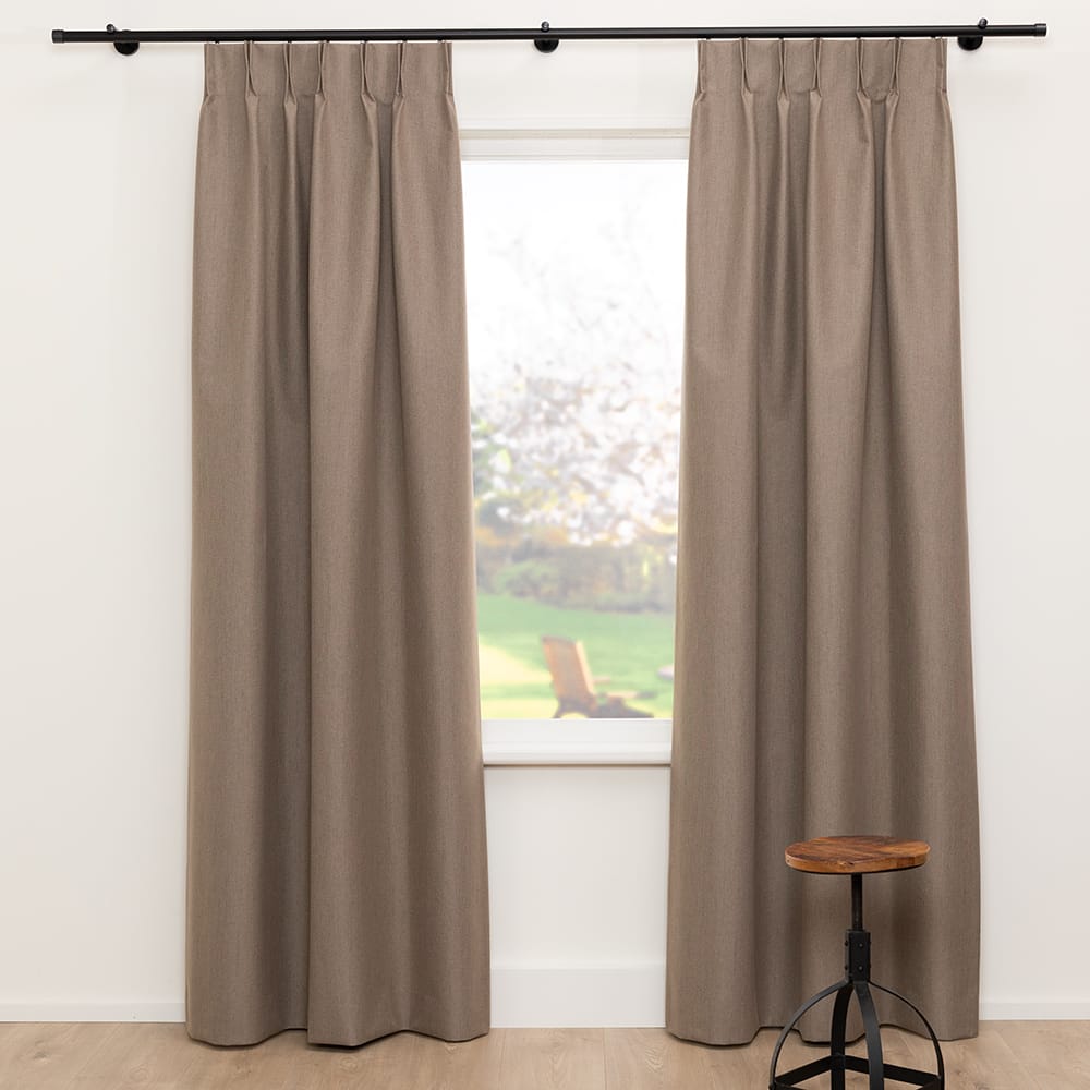 Lumo – Donker Taupe – 23 — 300 cm