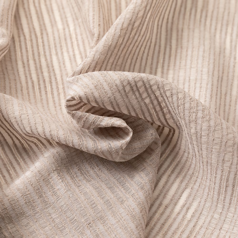 Lungo – Licht Taupe – 18 — 317 cm