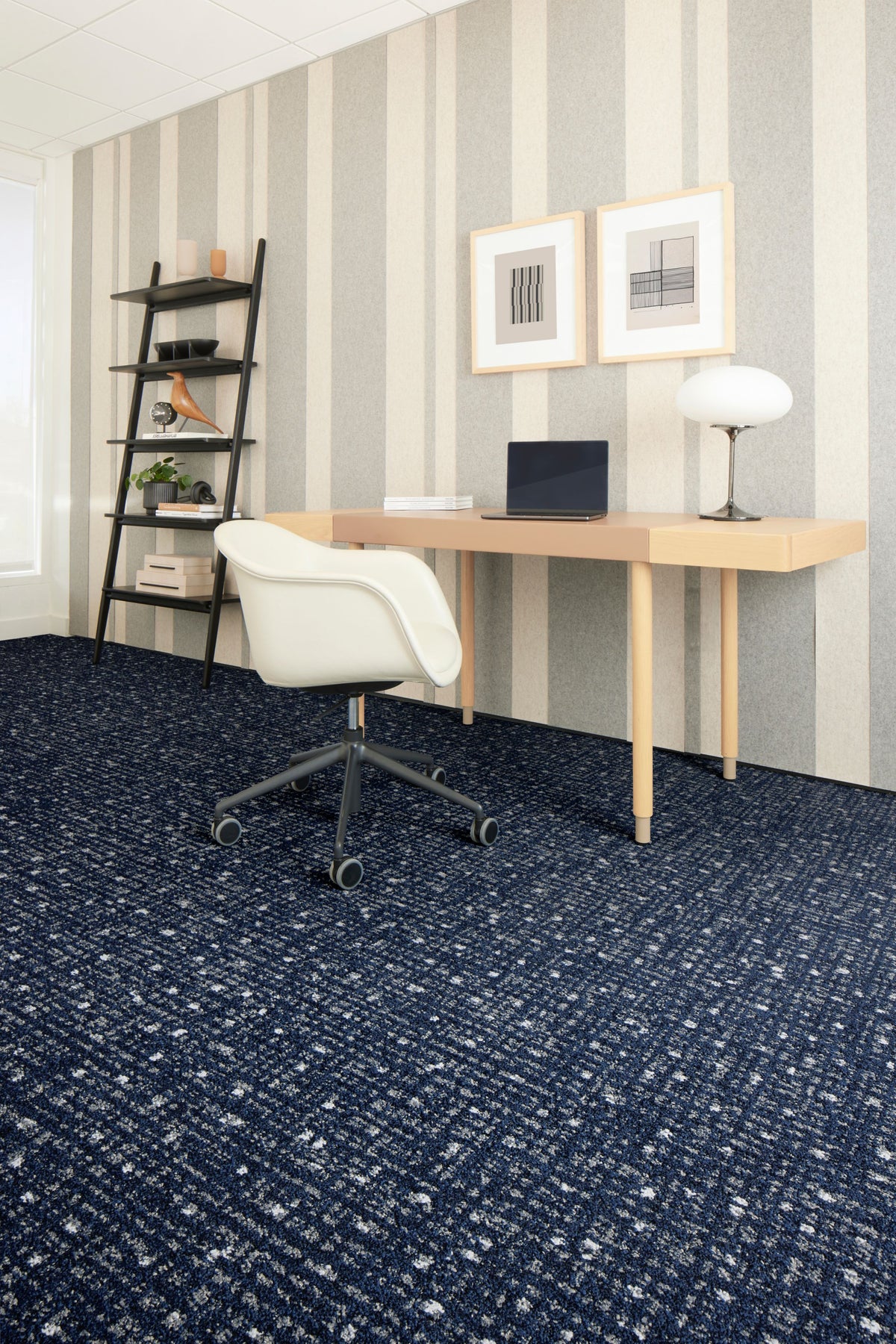 Interface Positive Spin - Navy - ruimtebeeld