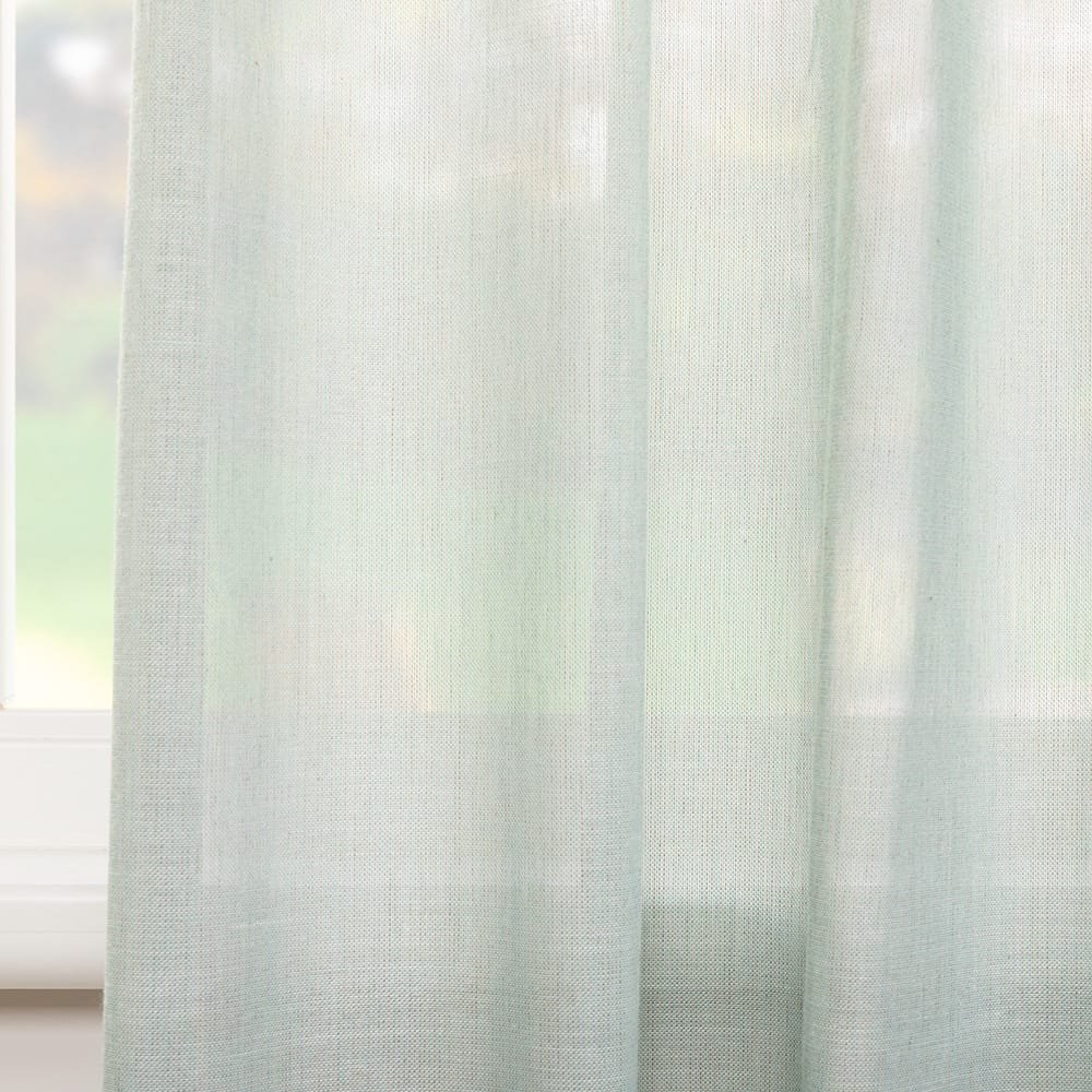 Pura – Licht Groen – 03 — 315 cm