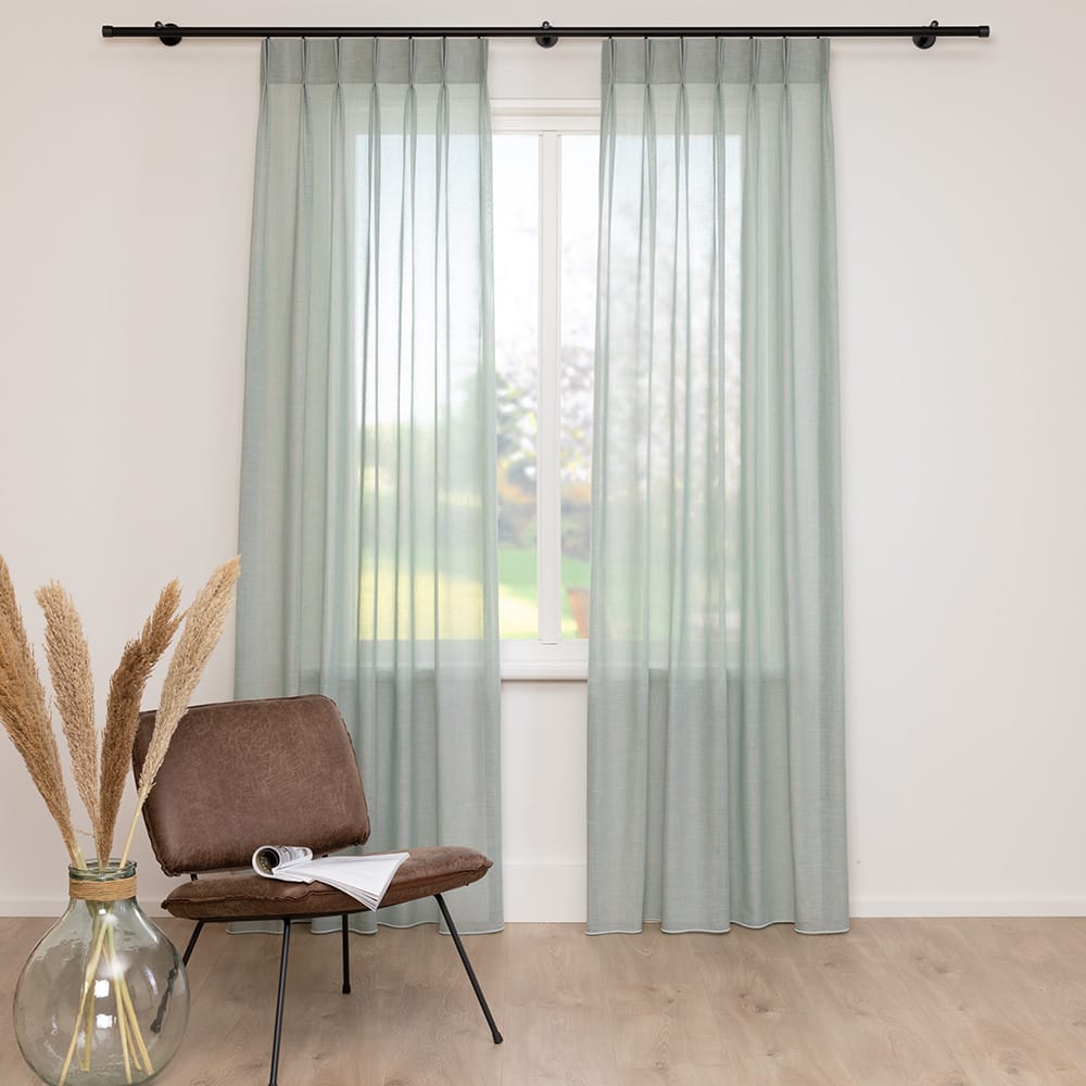 Pura – Licht Groen – 03 — 315 cm