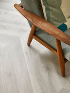 Amtico Signature Chiltern Oak AR0W8630