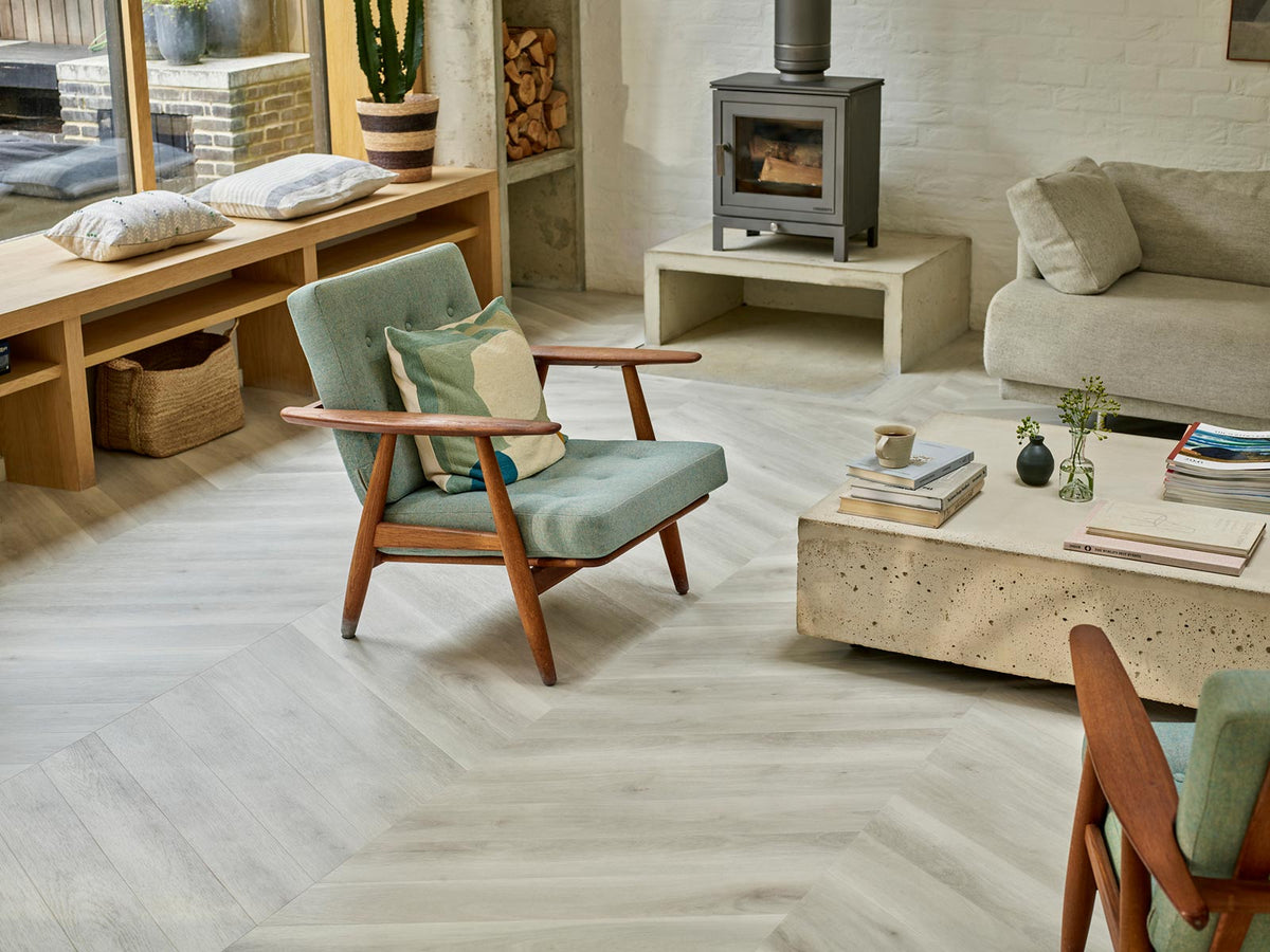 Amtico Signature Chiltern Oak AR0W8630