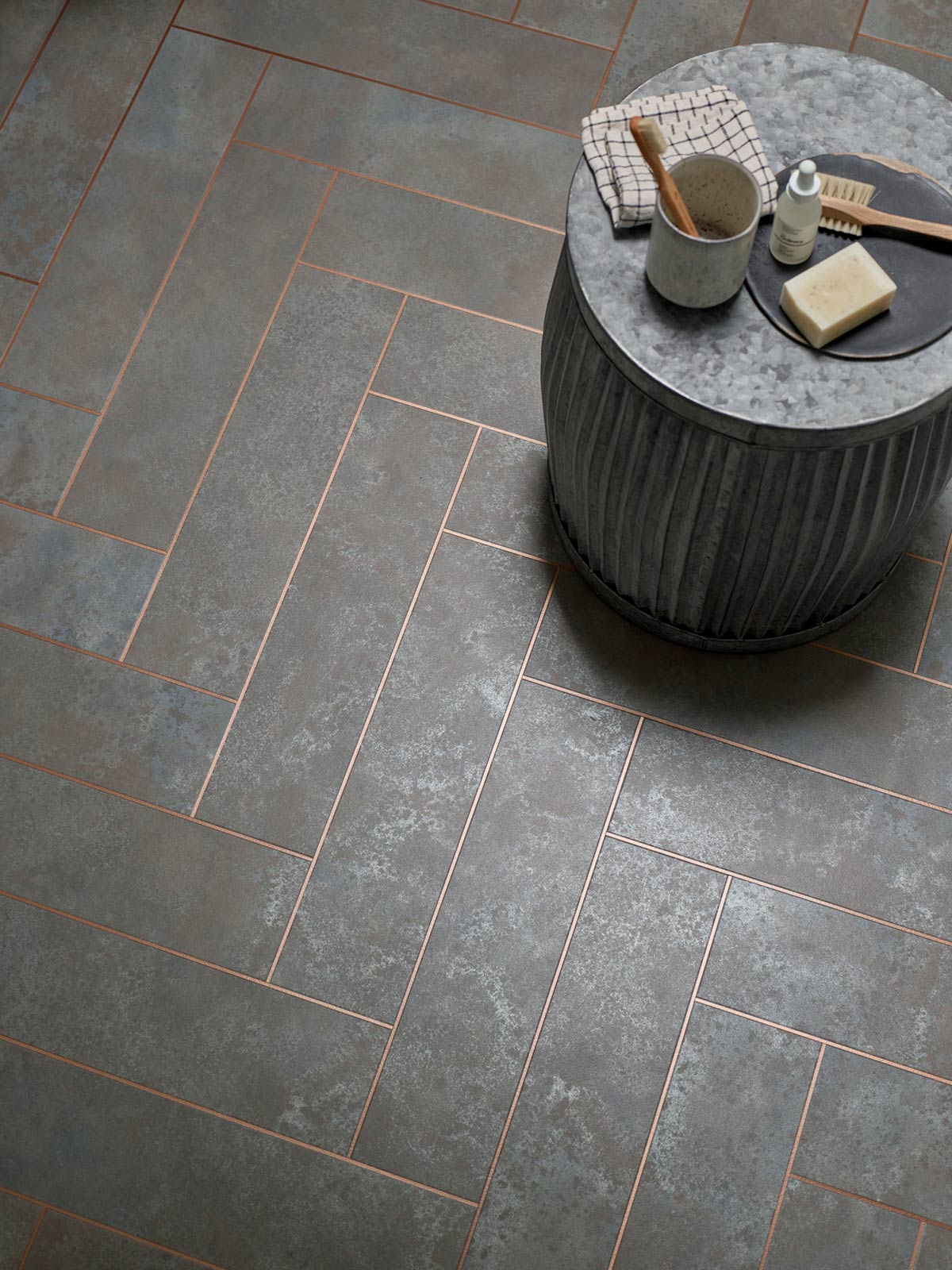 Amtico Signature Grey Burnished Metal AR0ARH13