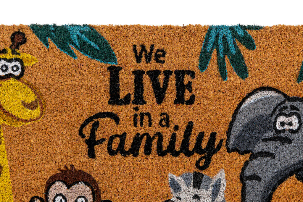 Hamat - Ruco Print - 820 We live in a Family - 40x60 cm