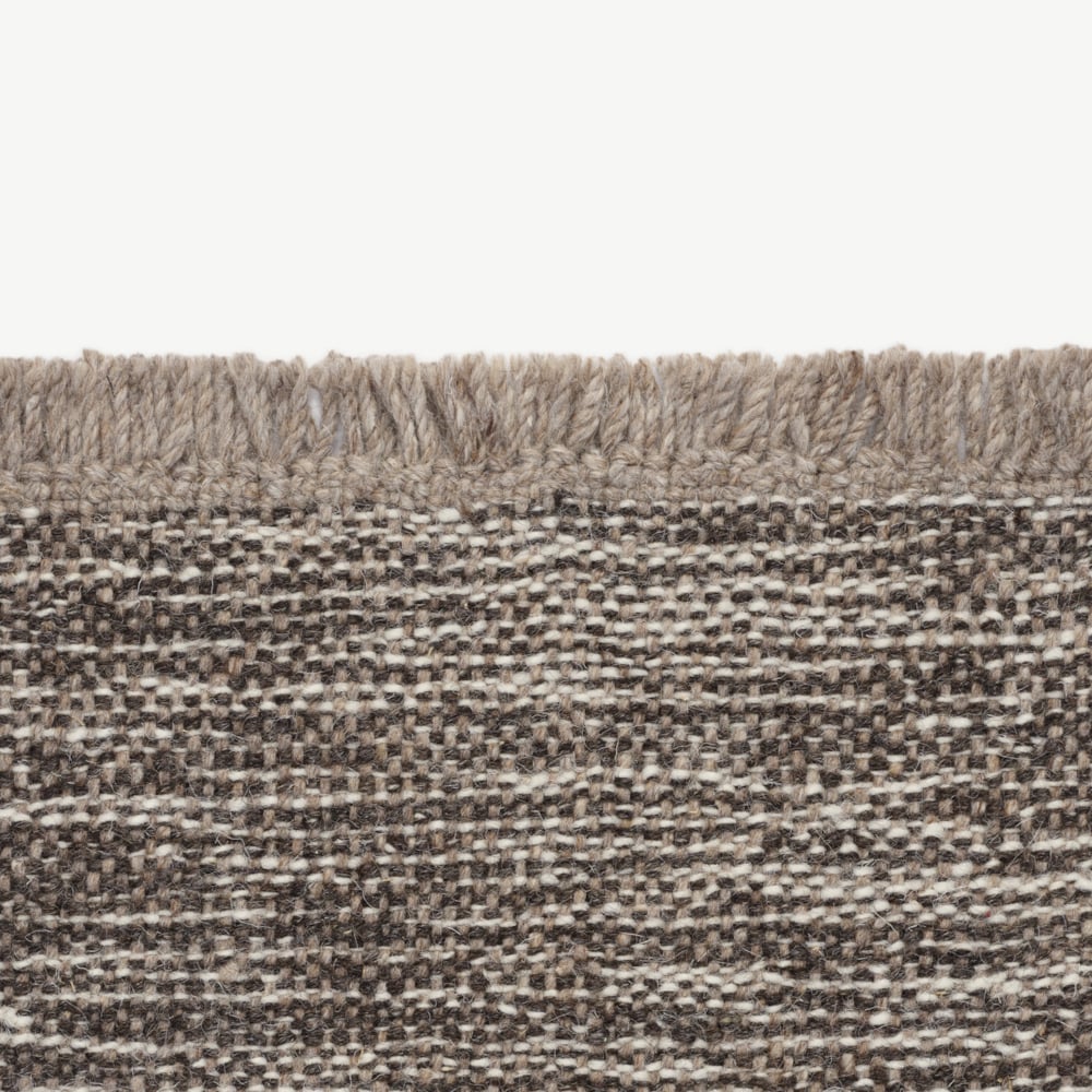 Kvadrat Yield Melange Naturally Coloured Fringes 0292 - op maat