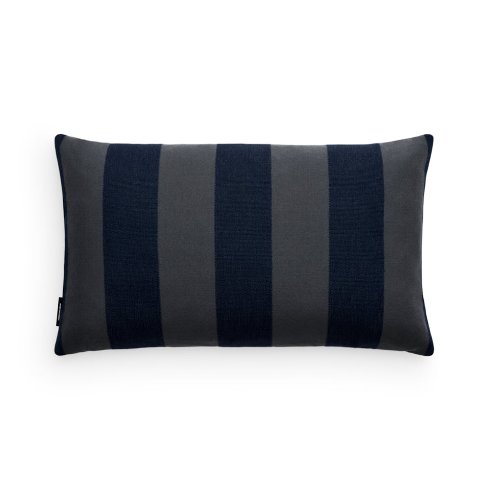 Kvadrat Reflex cushion 45x75cm 0789