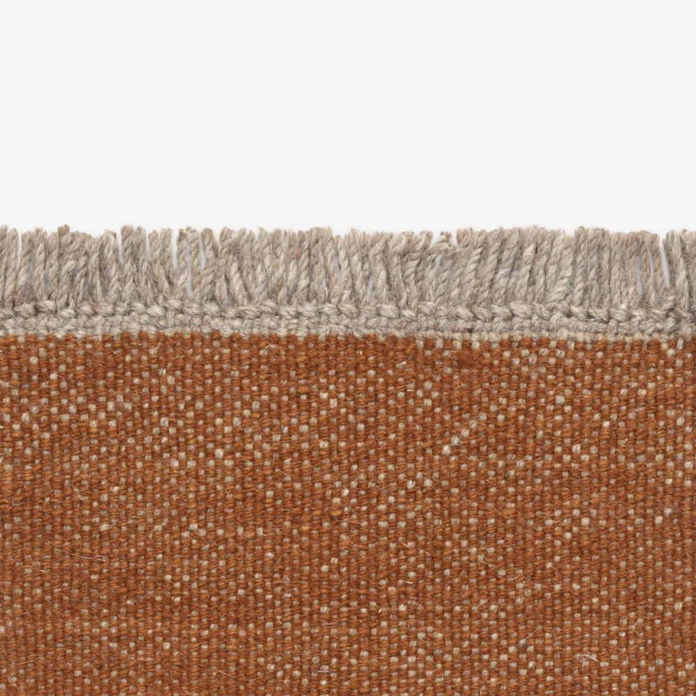 Kvadrat Yield Naturally Coloured Fringes 0521 - op maat