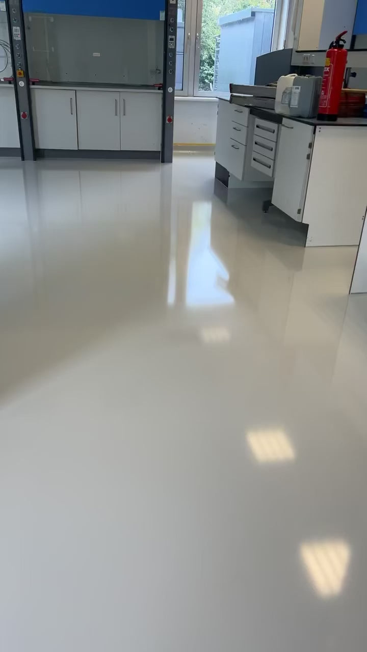 Arturo PU2030-gietvloer in Hoogkerk