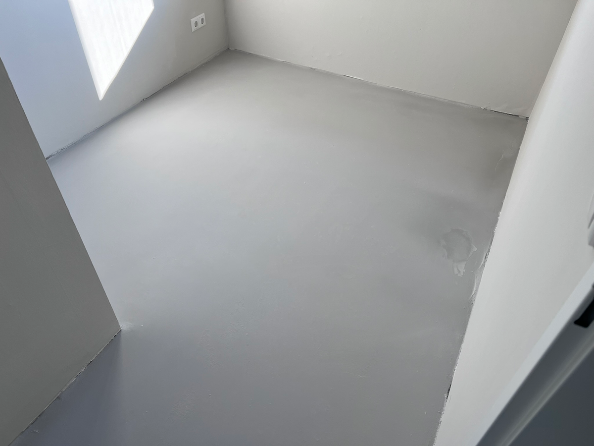 Hoekaansluiting van de egalisatielaag in Winsum
